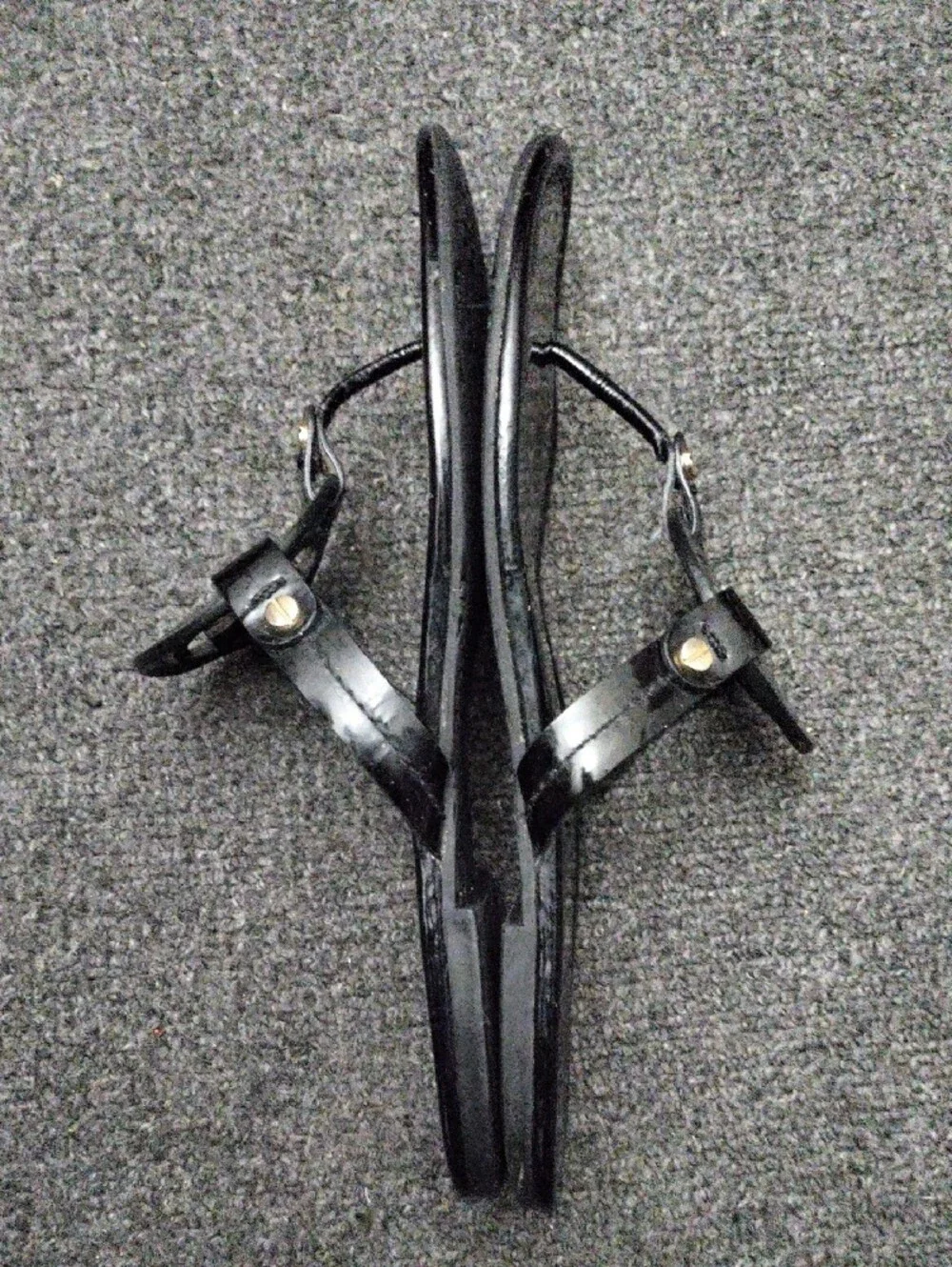 Tory Burch Black Patent Logo Thong Sandals